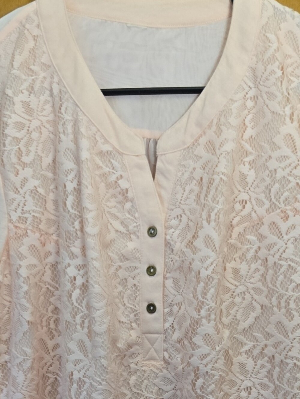 Women’s Lace Henley Top - Light Pink